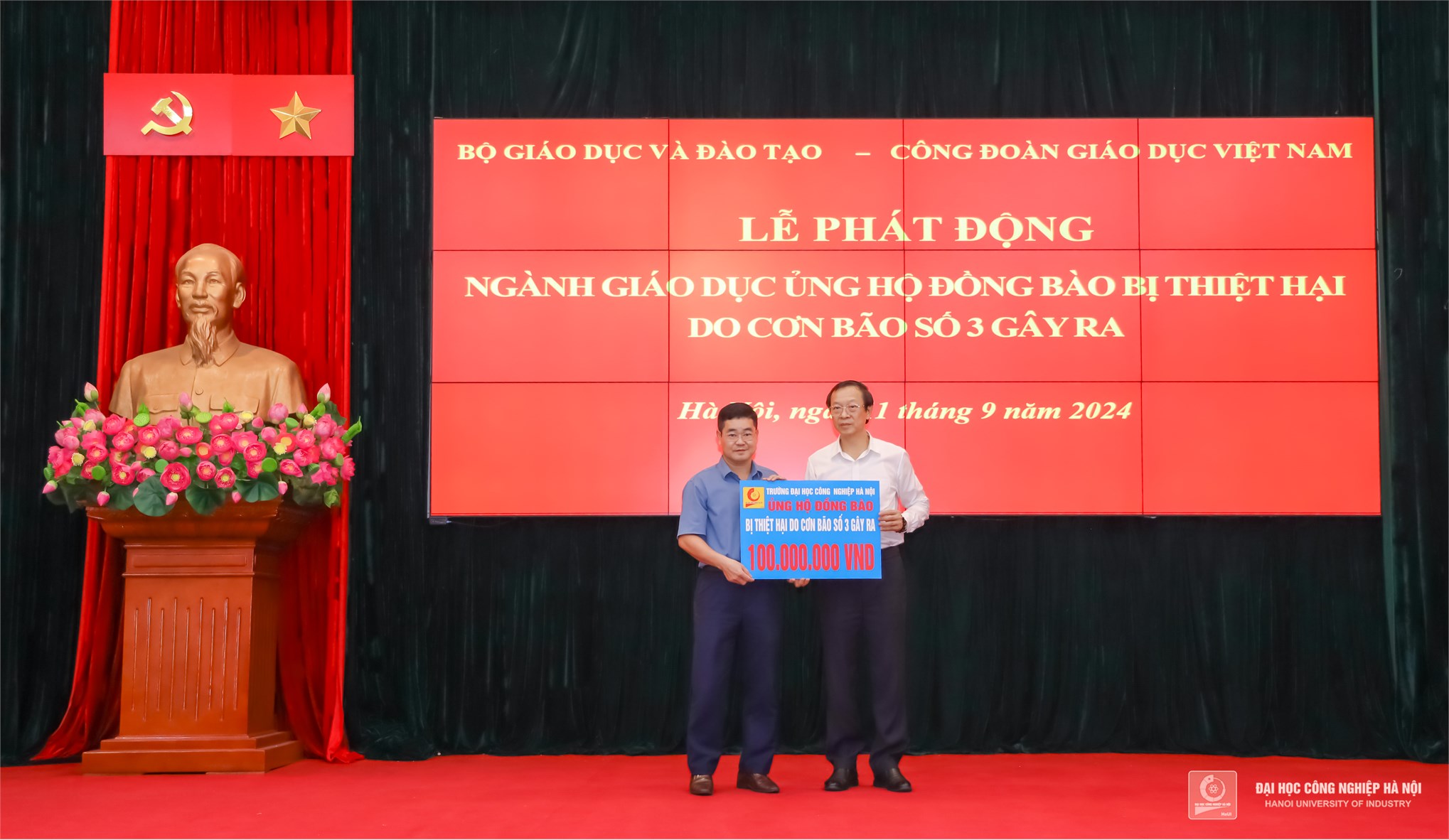 Trường Đại học Công nghiệp Hà Nội chung tay cùng ngành Giáo dục ủng hộ đồng bào bị thiệt hại do cơn bão số 3 gây ra