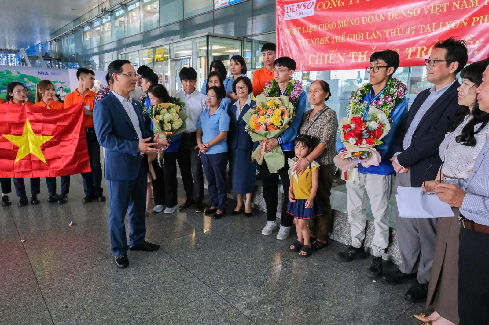 [baotintuc] Lan toả kỹ năng nghề trong thế hệ trẻ