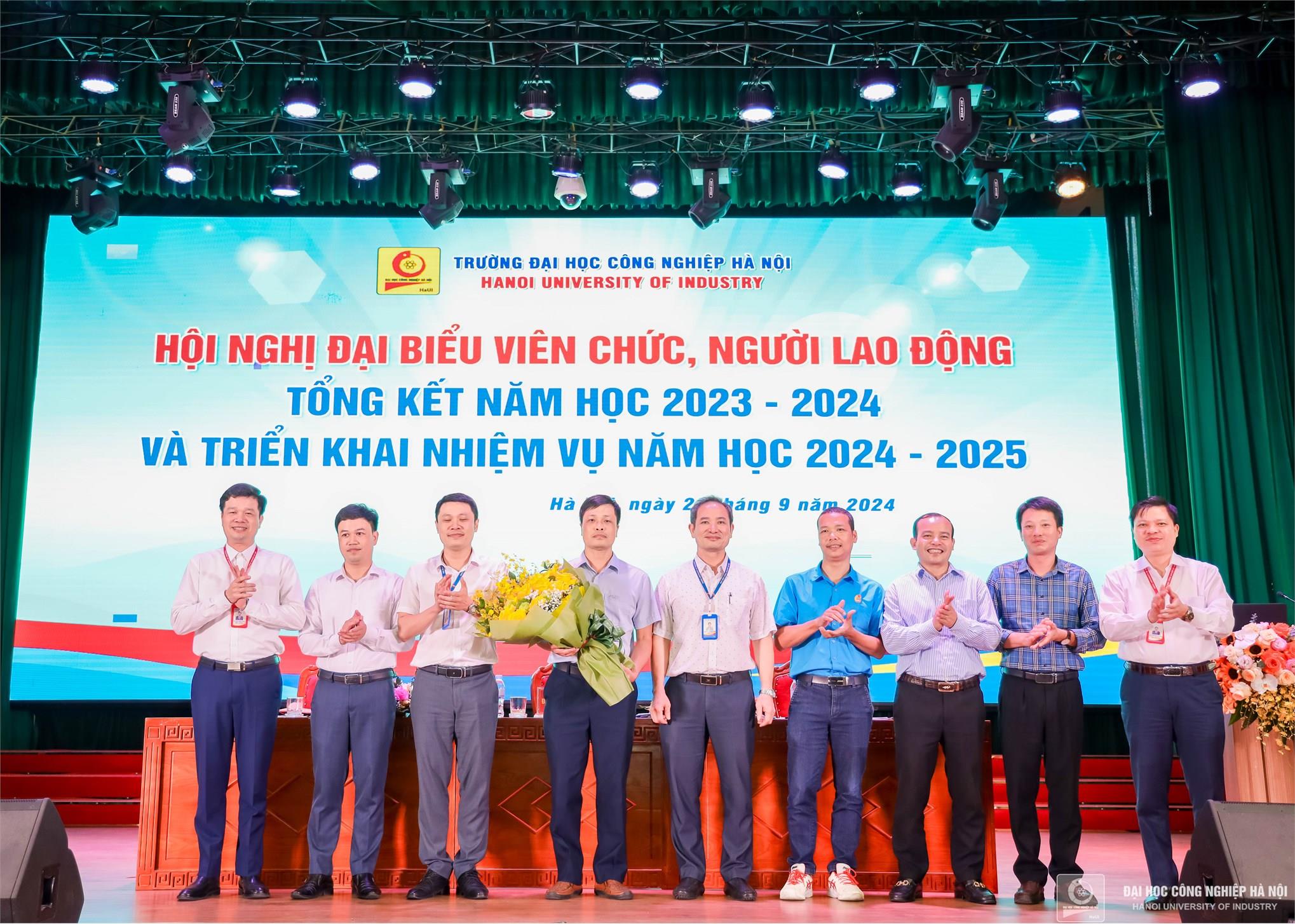 [vuit] Trường Đại học Công nghiệp Hà Nội: Phát huy hiệu quả tự chủ - Chuyển đổi số mạnh mẽ - Đẩy mạnh hội nhập quốc tế