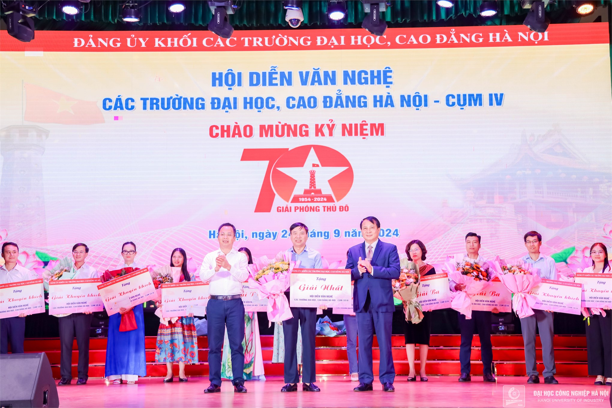 Đại học Công nghiệp Hà Nội xuất sắc đạt Giải Nhất hội diễn nghệ thuật chào mừng kỷ niệm 70 năm Giải phóng Thủ đô (10/10/1954 - 10/10/2024)