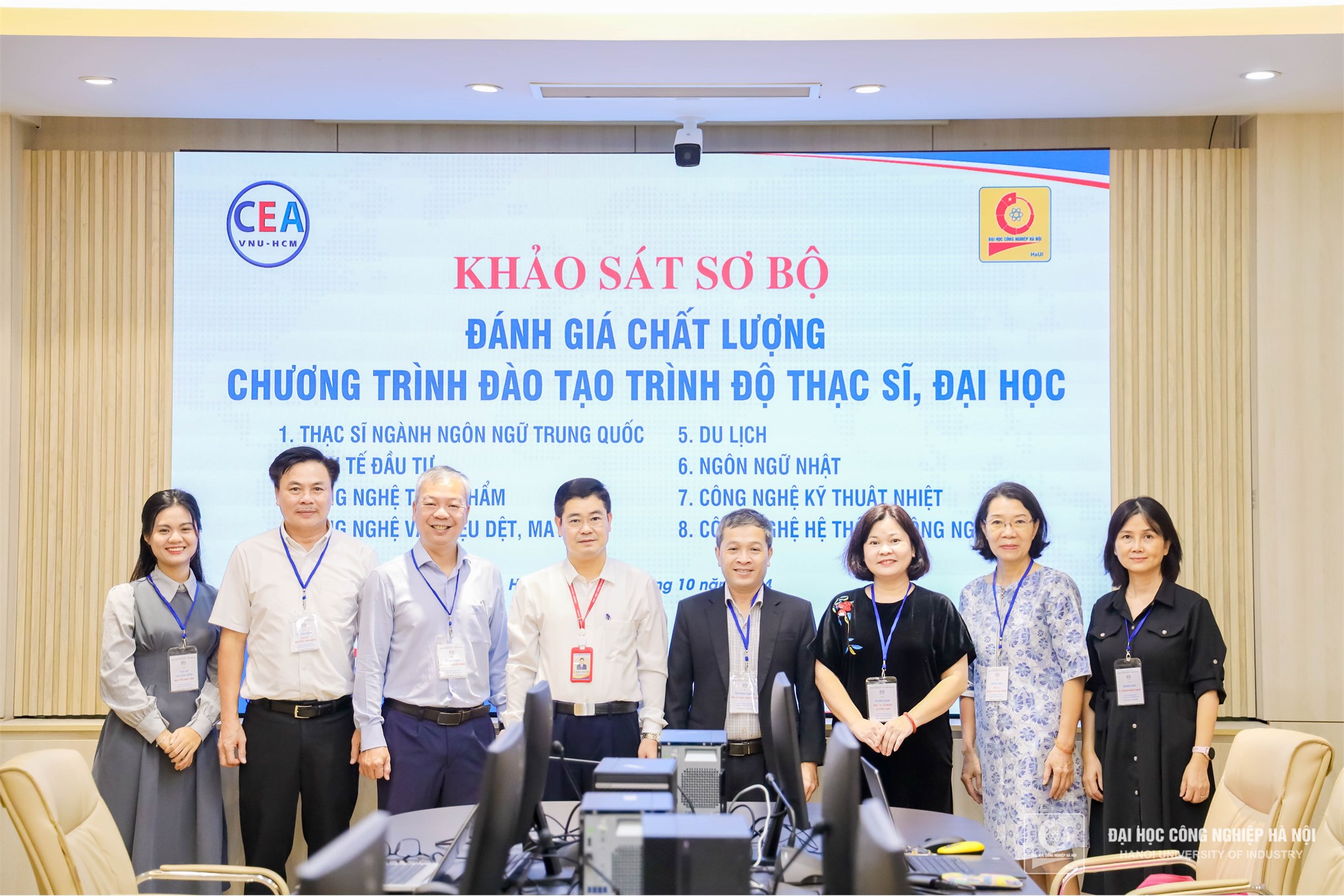 Khảo sát đánh giá chất lượng 08 chương trình đào tạo trình độ thạc sĩ, đại học