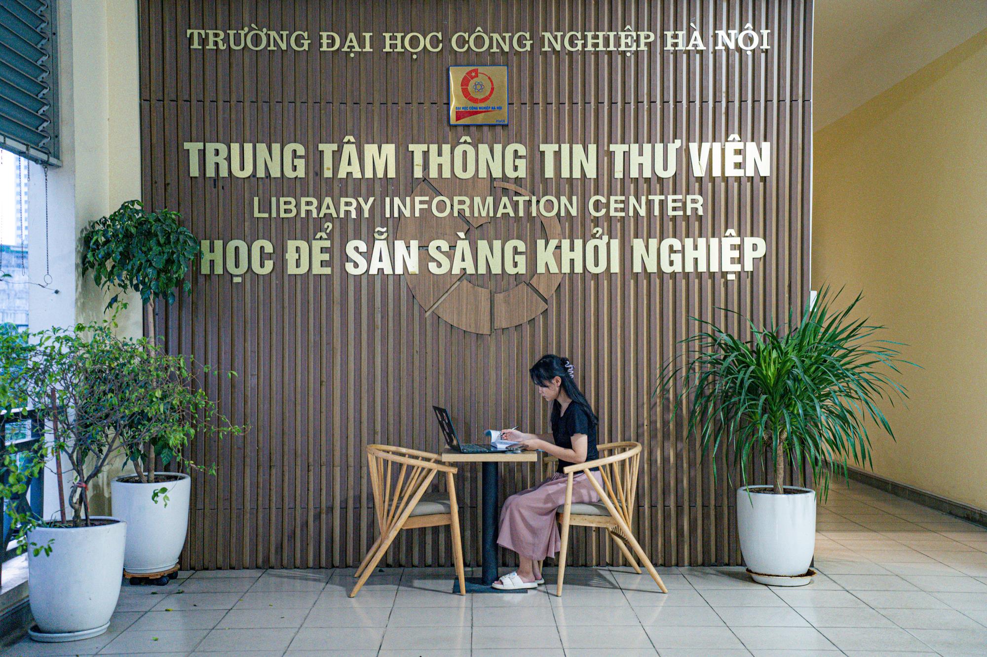 [doisongphapluat] Trường ĐH ở Hà Nội liên tục mở thêm cơ sở mới, mỗi năm tuyển sinh 7.000-8.000 sinh viên, năm 2025 phấn đấu một mục tiêu lớn