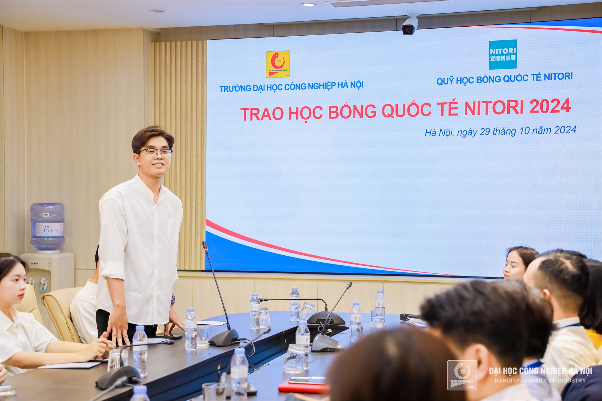 Tập đoàn Nitori tặng học bổng cho sinh viên HaUI trị giá 260 triệu đồng