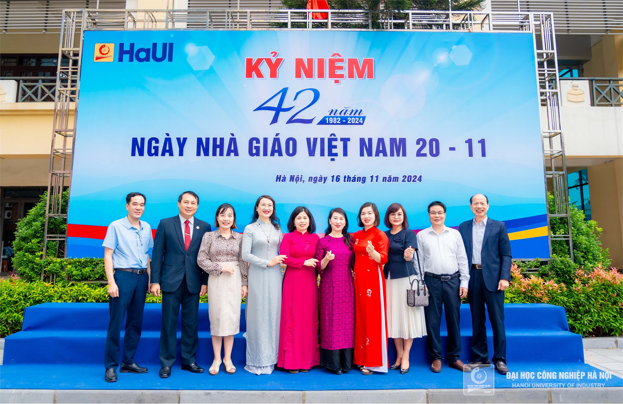 Trường Đại học Công nghiệp Hà Nội kỷ niệm Ngày Nhà giáo Việt Nam 20/11 và công bố các chương trình đào tạo đạt chuẩn quốc gia, quốc tế