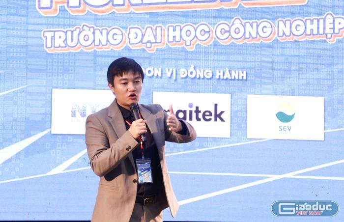 [giaoduc] Trường ĐH Công nghiệp Hà Nội thắng lớn tại cuộc thi `Robot ném bóng Pickleball`