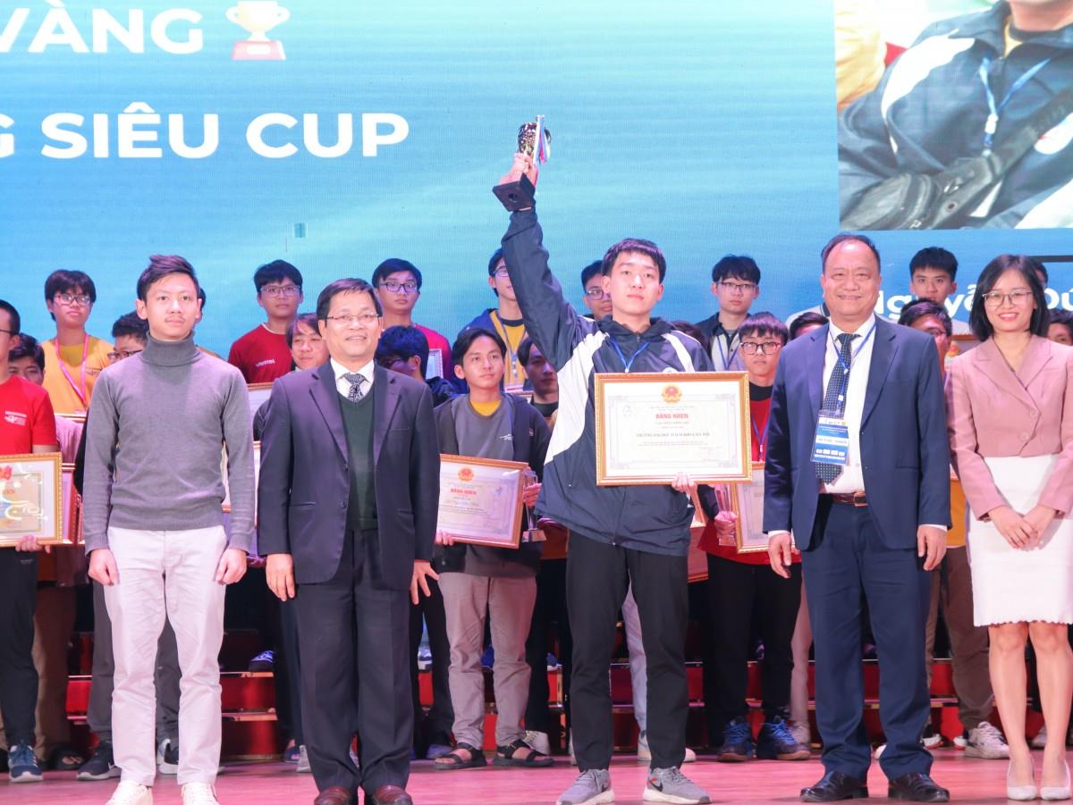 [laodongthudo] Việt Nam xuất sắc giành 2 Huy chương Vàng tại ICPC Asia Hanoi 2024