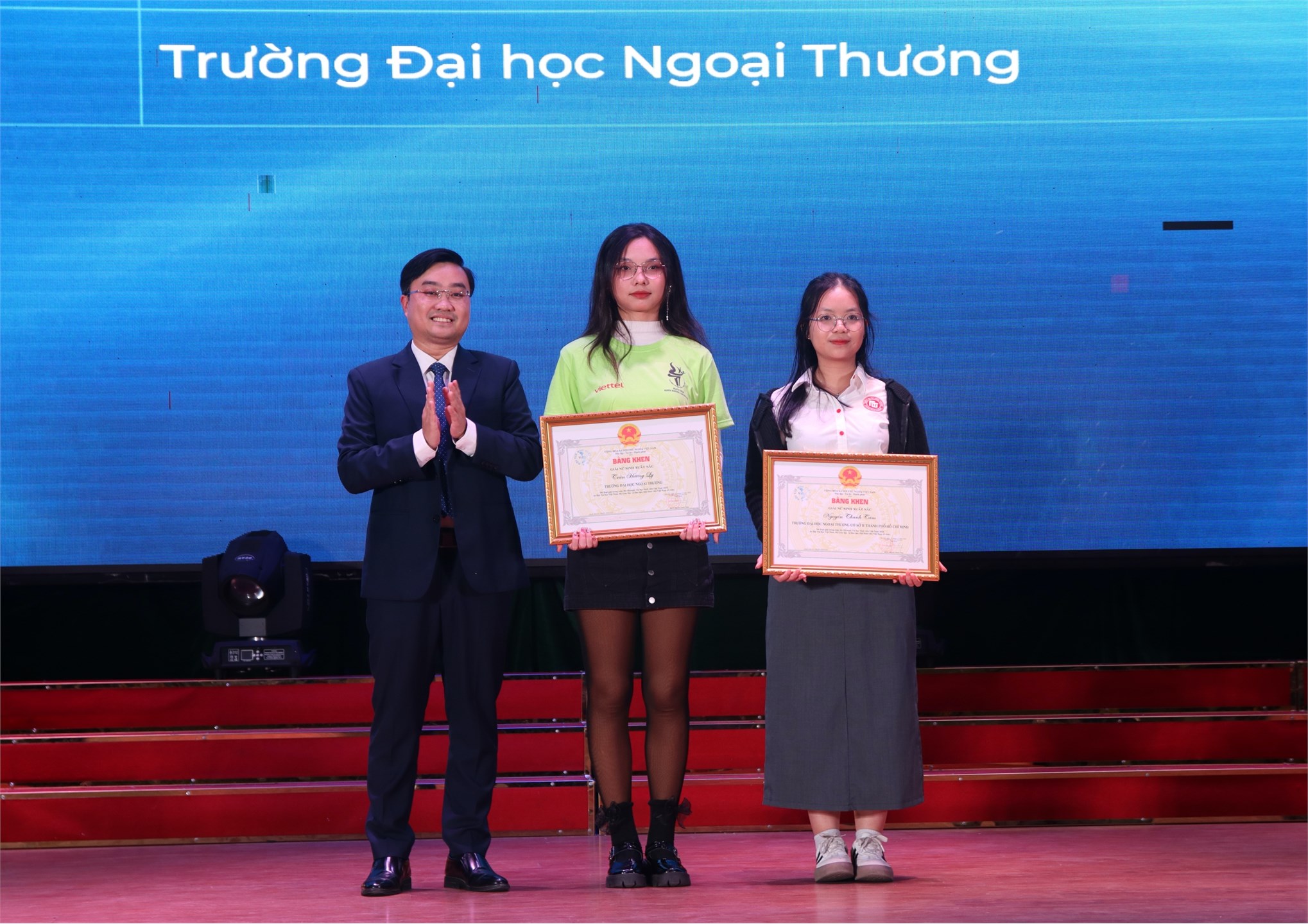 [congnghevadoisong] OLP’24 - Procon - ICPC Asia Hanoi: Việt Nam giành 2 Huy chương Vàng tại ICPC Asia Hanoi 2024