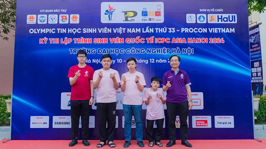 [tdmu] Sinh viên trường Đại học Thủ Dầu Một đạt nhiều thành tích tại Olympic Tin học Sinh viên Việt Nam 2024