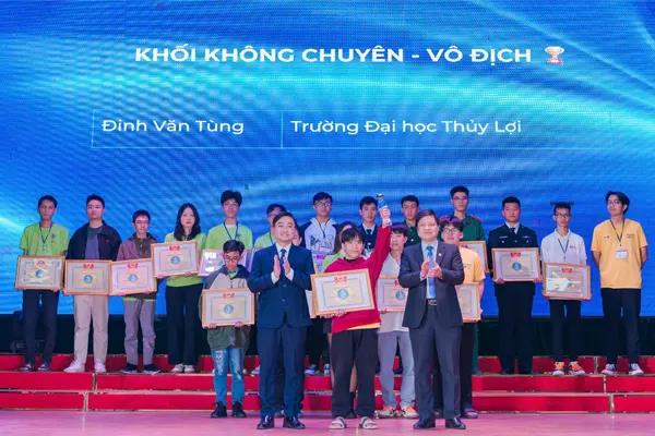 [tlu] Trường Đại học Thủy lợi giành giải cao tại Olympic Tin Học Sinh Viên Việt Nam 2024