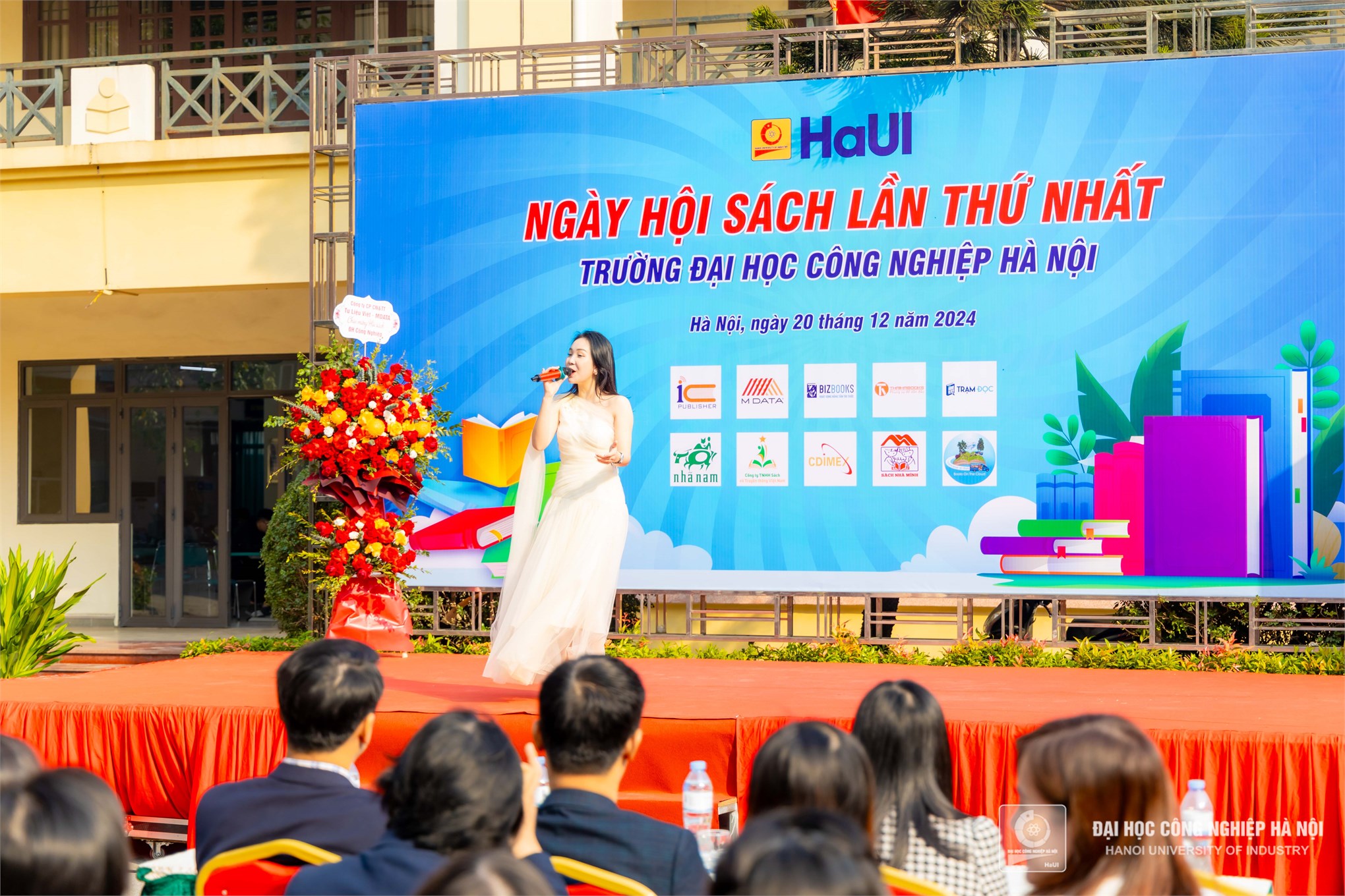 Ngày hội sách HaUI lần thứ nhất: Lan tỏa tri trức – Kết nối tương lai