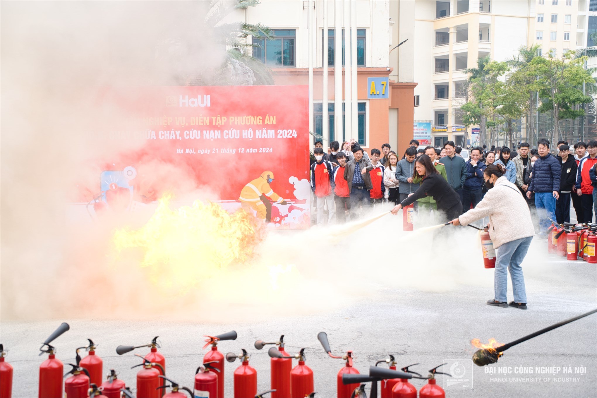 Công tác phòng cháy, chữa cháy và cứu nạn, cứu hộ tại Trường Đại học Công nghiệp Hà Nội: Từ giáo dục ý thức trở thành trách nhiệm xã hội