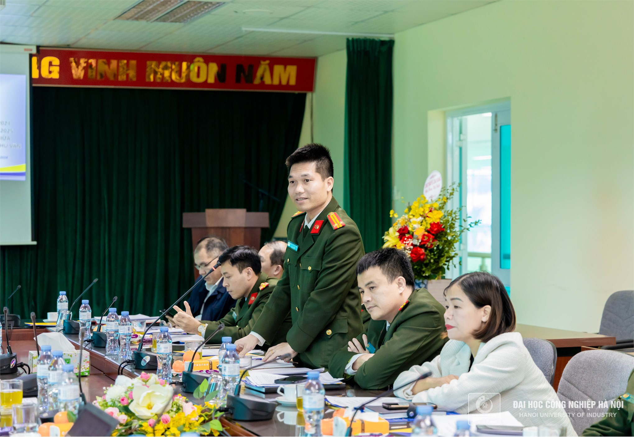 Tăng cường an ninh trật tự, đổi mới công tác tuyên truyền, đảm bảo an toàn trường học