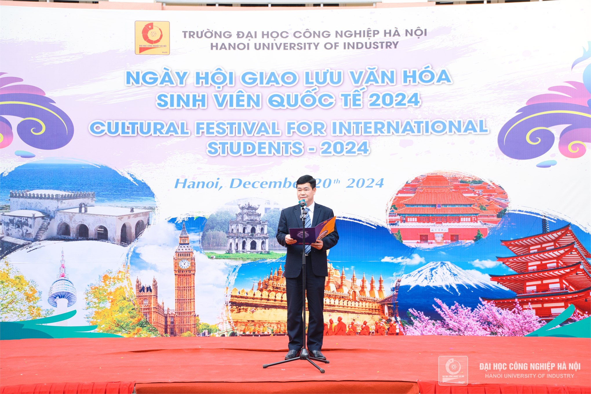 HaUI Hosts 2024 International Student Cultural Festival