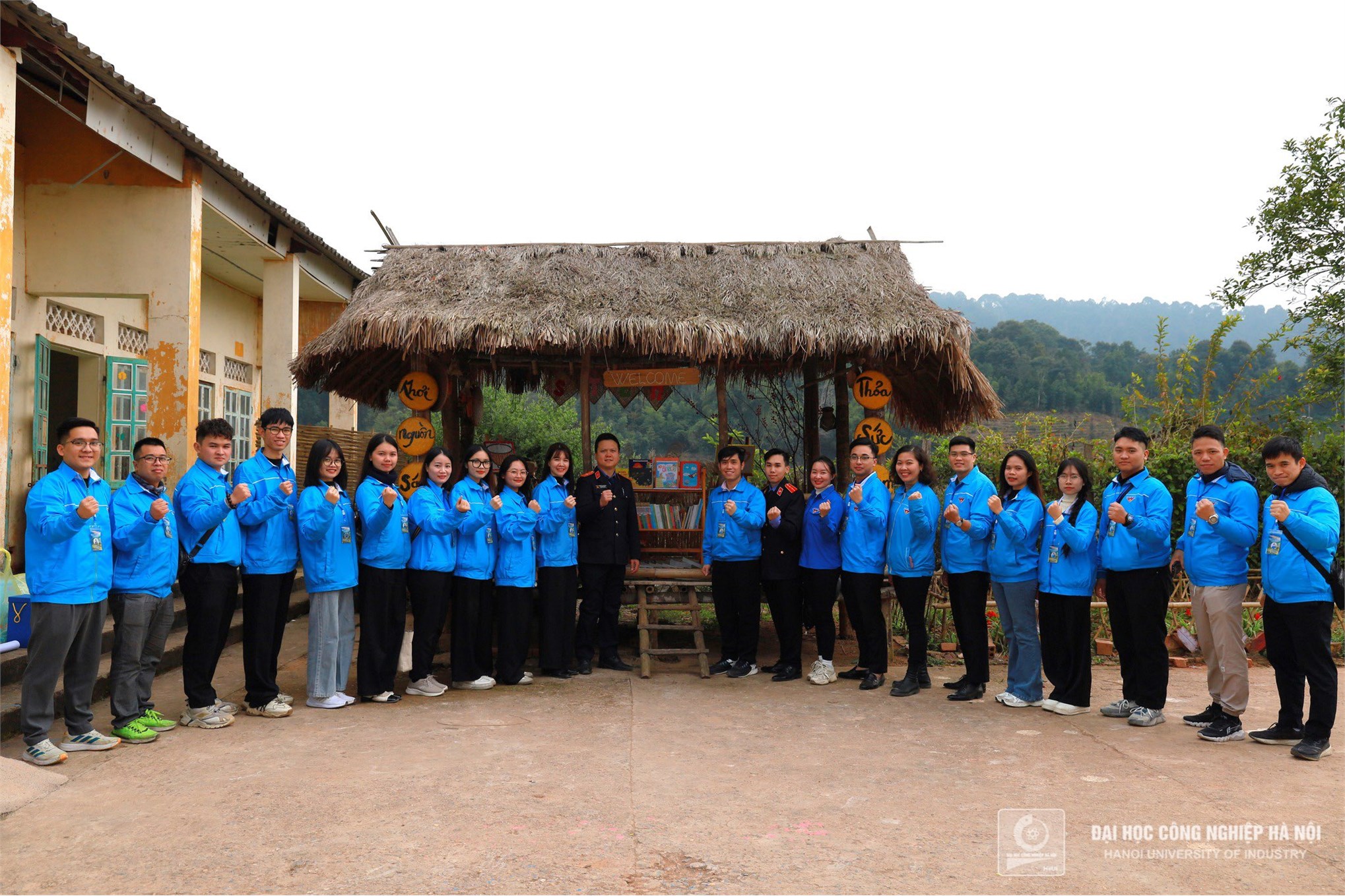 Tuổi trẻ Trường Đại học Công nghiệp Hà Nội: Khát vọng cống hiến - Lẽ sống thanh niên