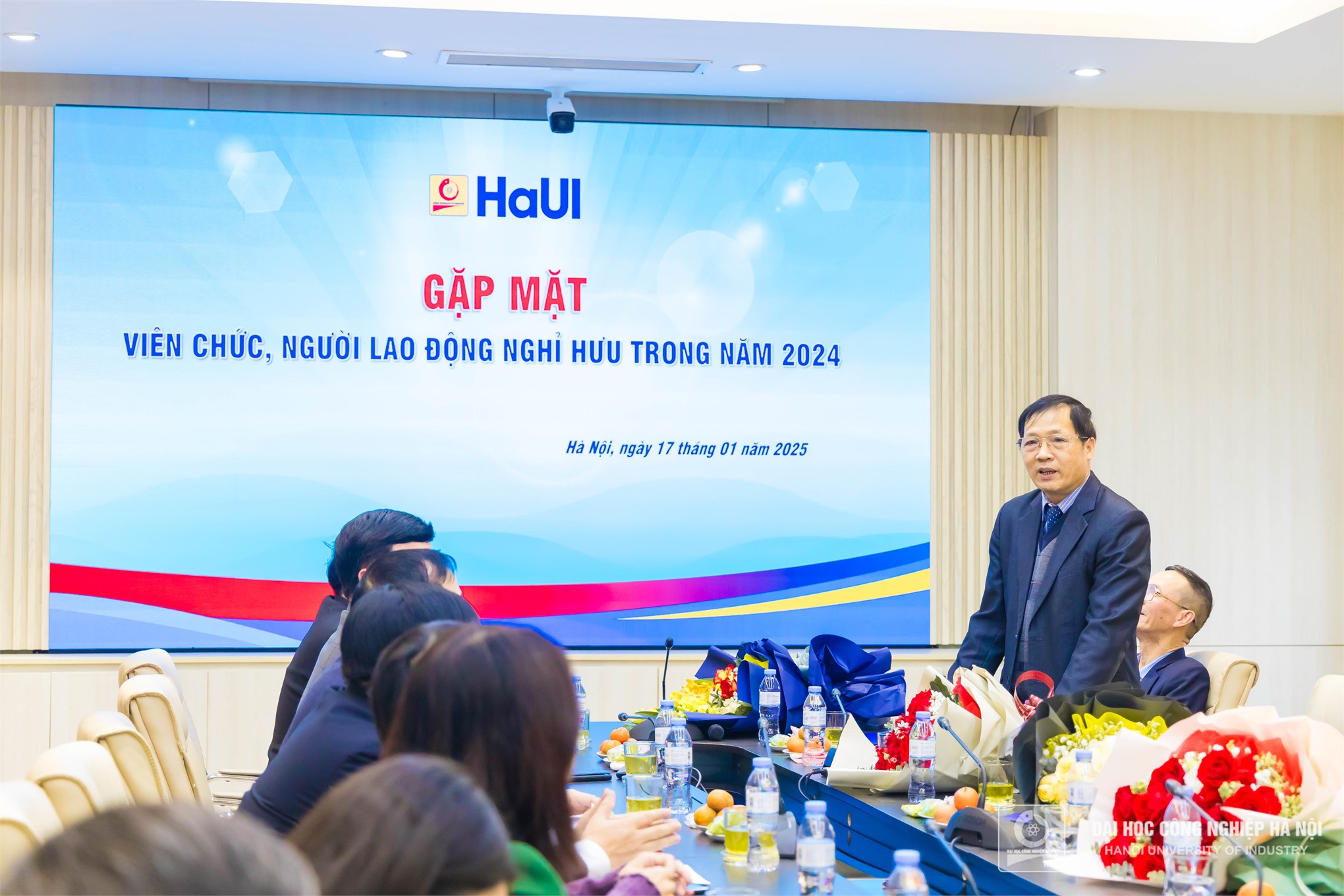 Ấm áp buổi gặp mặt viên chức nghỉ hưu năm 2024