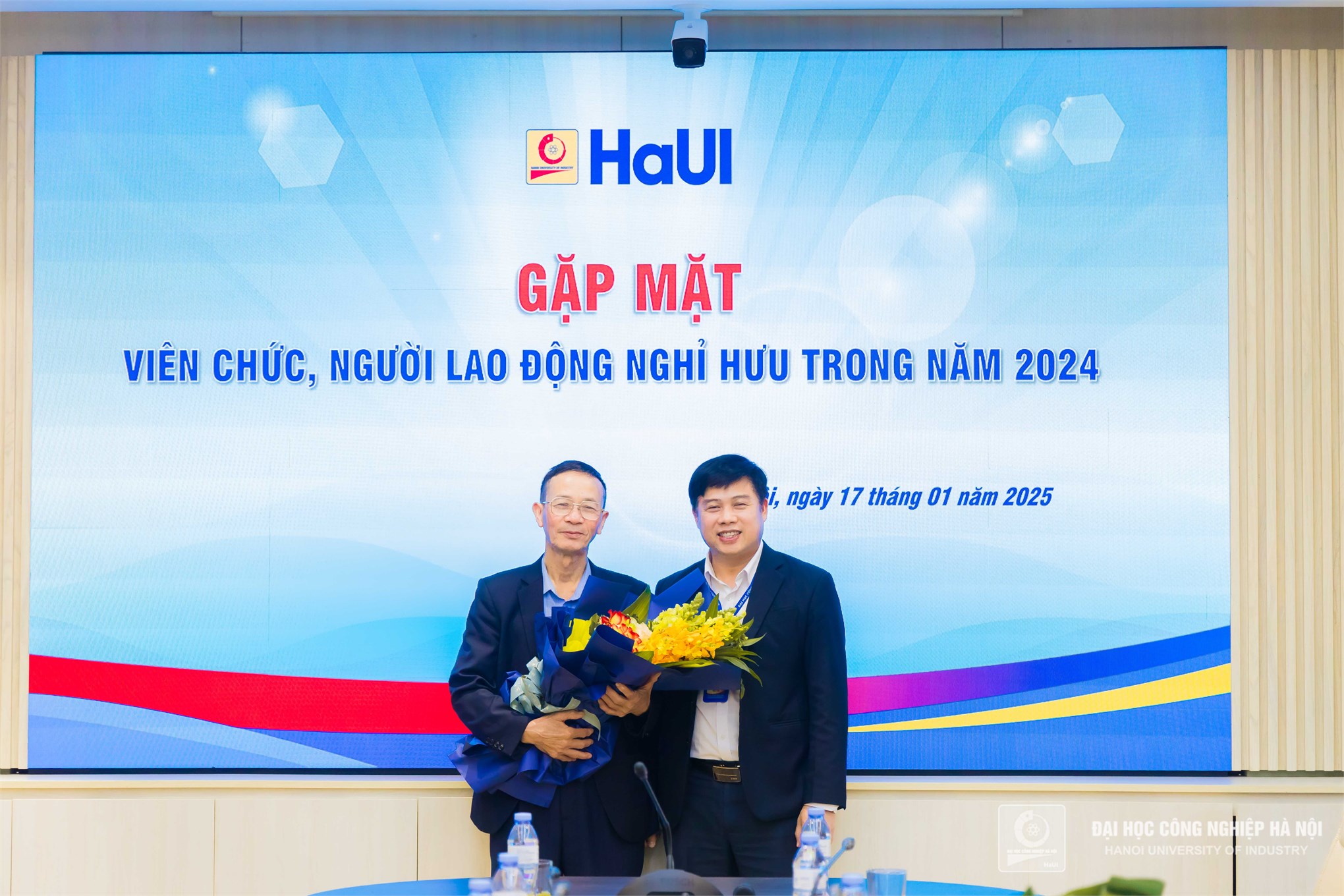 Ấm áp buổi gặp mặt viên chức nghỉ hưu năm 2024