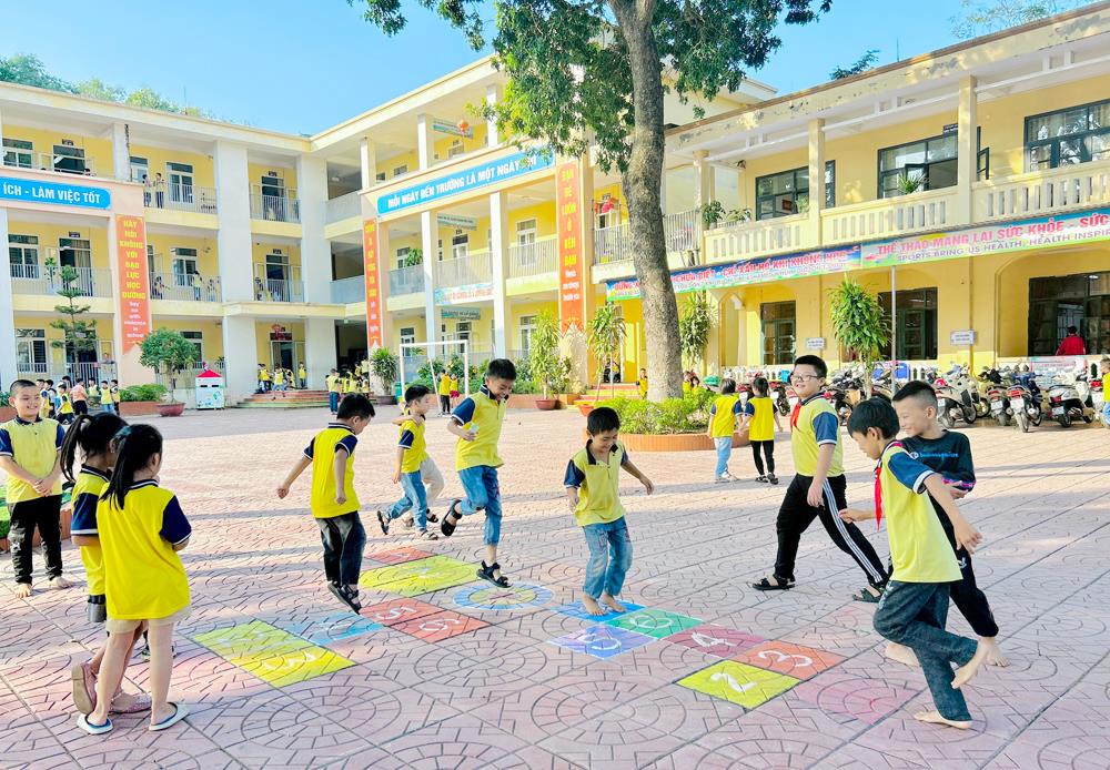 [baobacgiang] TP Bắc Giang: Song Mai - vùng quê hiếu học, trọng tài