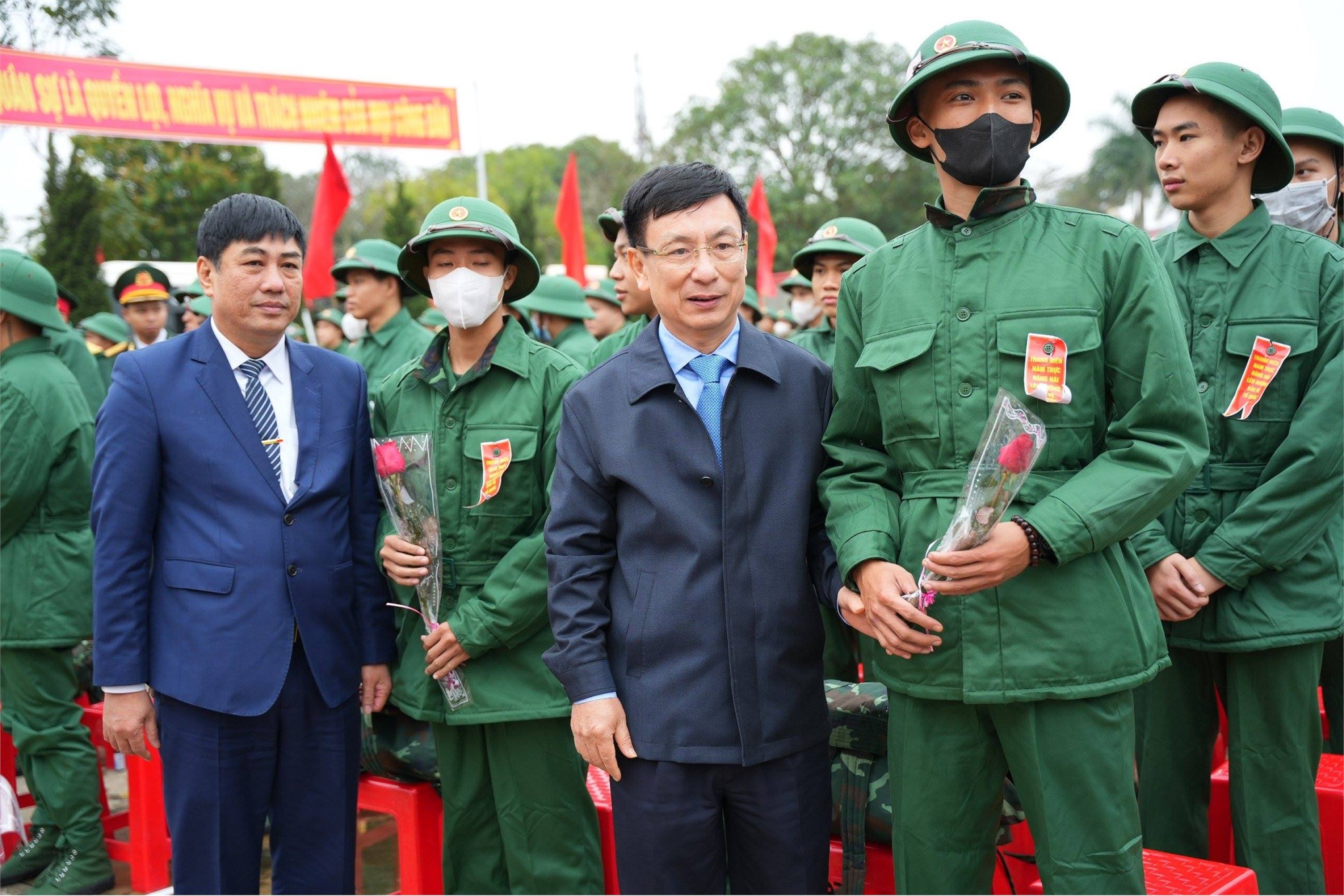 [namdinh] Vinh quang màu áo lính - Thanh niên Nam Trực sẵn sàng lên đường làm nhiệm vụ bảo vệ Tổ Quốc!