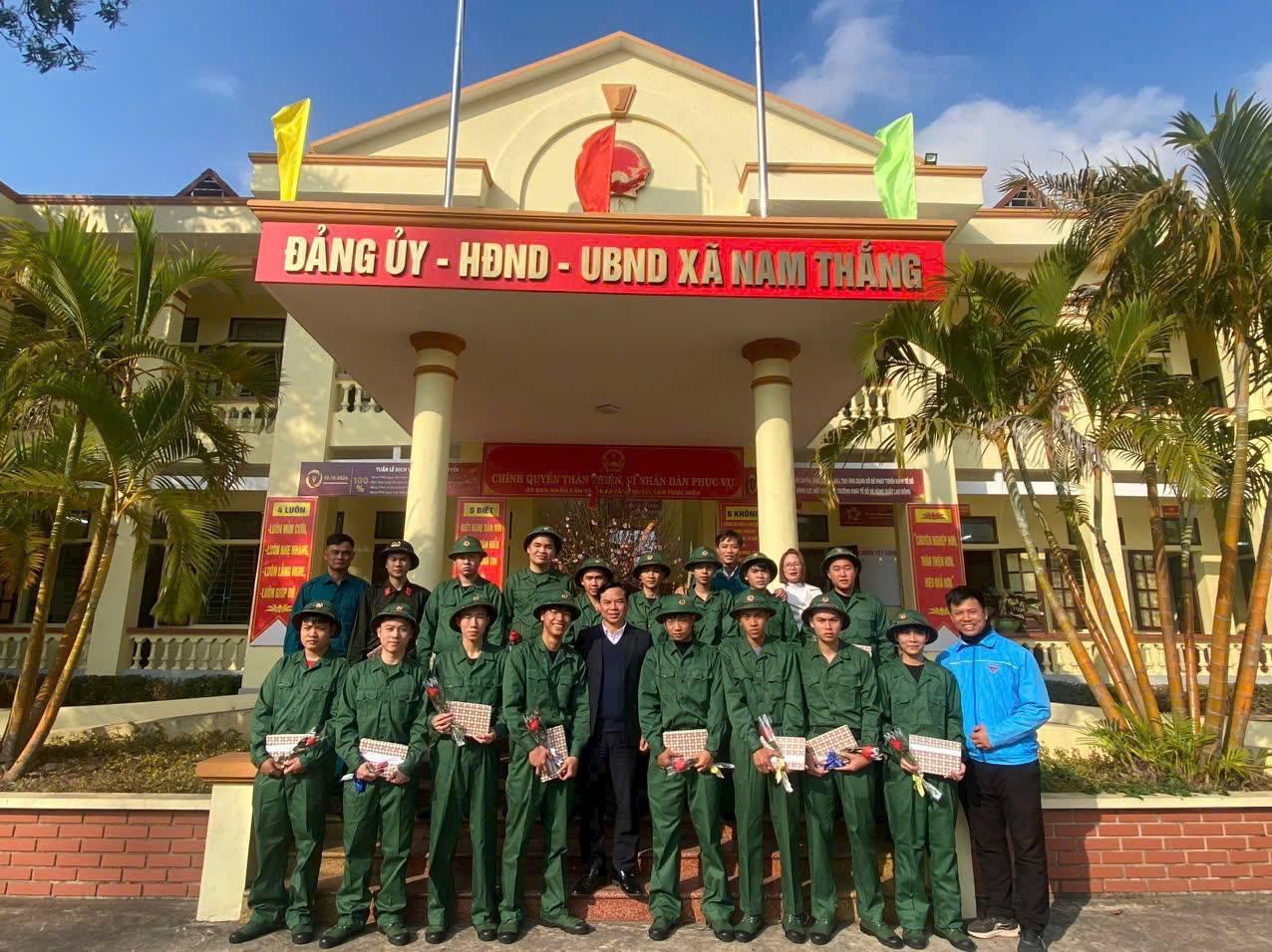 [namdinh] Vinh quang màu áo lính - Thanh niên Nam Trực sẵn sàng lên đường làm nhiệm vụ bảo vệ Tổ Quốc!