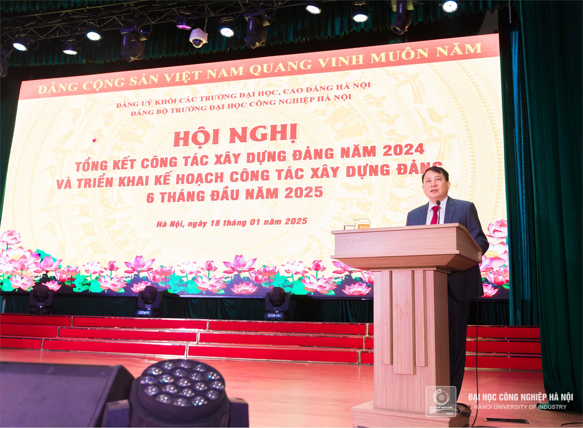 HaUI holds a Conference on Party Ideology and Orientation, a Summary of 2024 Party Work, and Deployment of Tasks for 2025