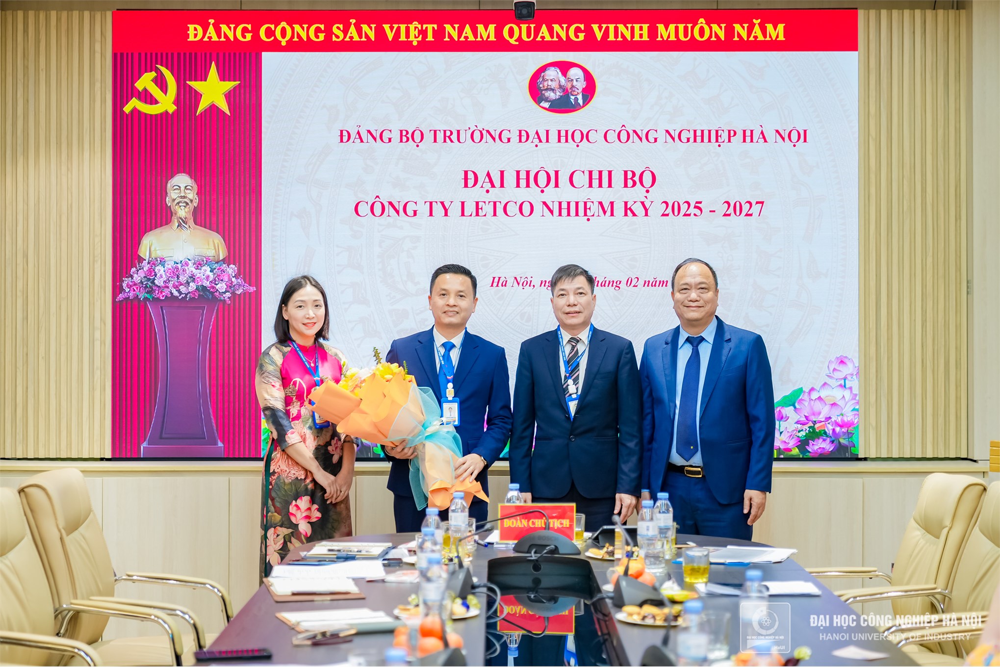 Đại hội các chi bộ, đảng bộ bộ phận: Đổi mới phương thức lãnh đạo, phát huy vai trò của công tác cán bộ để nâng cao năng lực lãnh đạo của Đảng