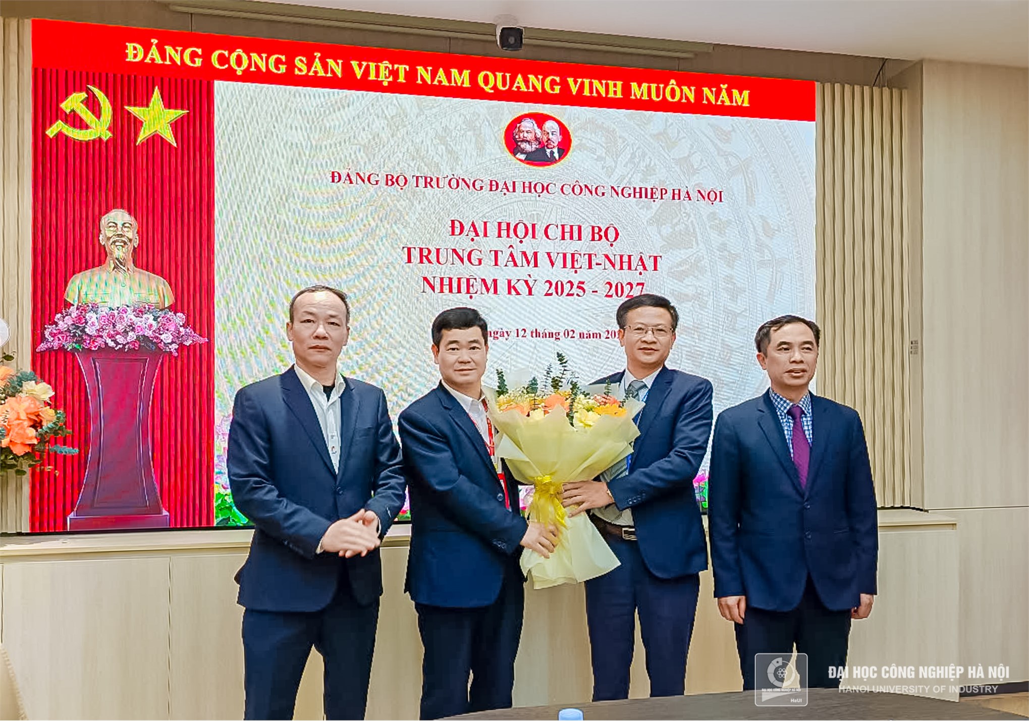 Đại hội các chi bộ, đảng bộ bộ phận: Đổi mới phương thức lãnh đạo, phát huy vai trò của công tác cán bộ để nâng cao năng lực lãnh đạo của Đảng