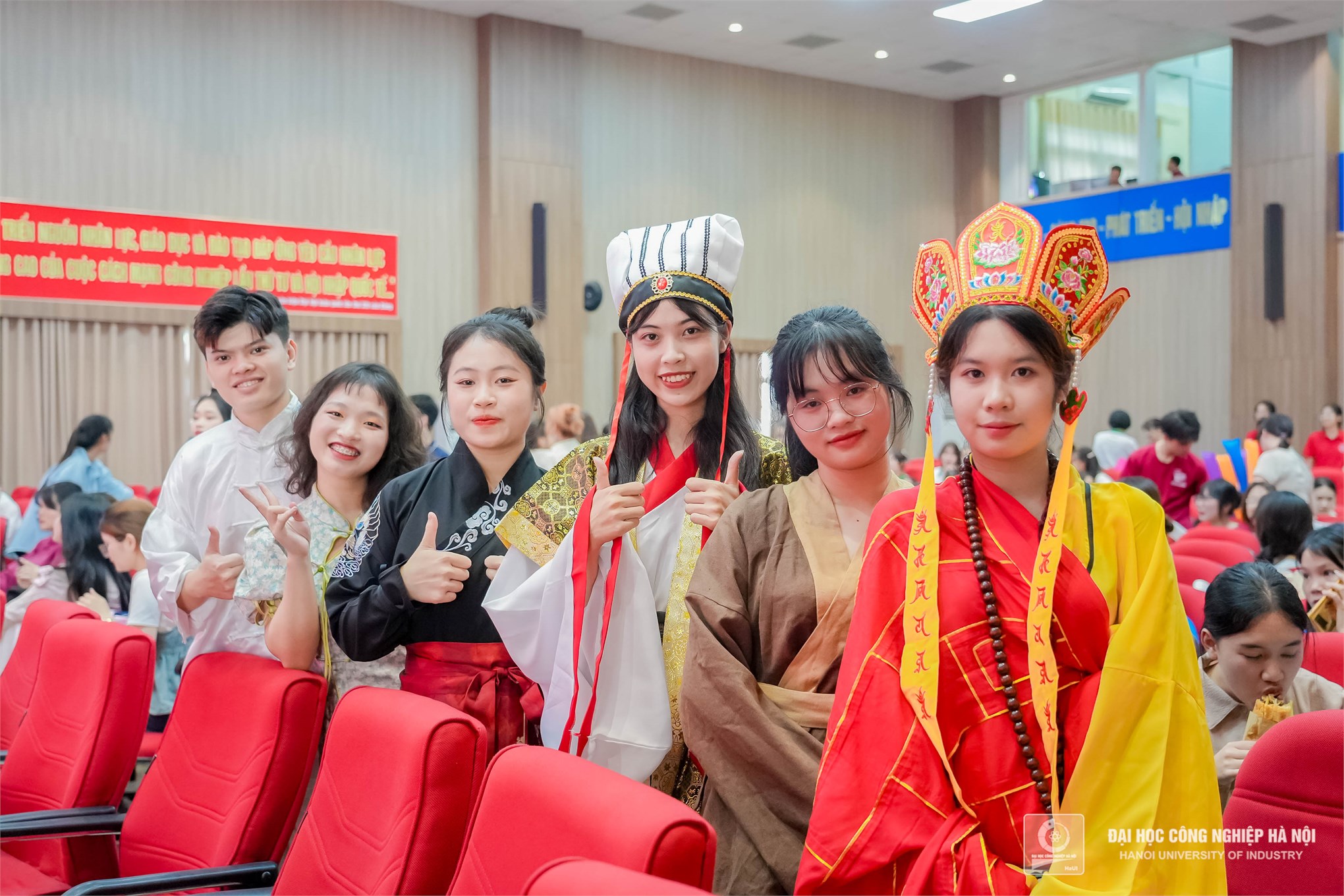Sinh viên Trường Ngoại ngữ - Du lịch đạt Giải Nhì cuộc thi Tài năng Hàn Ngữ năm 2024