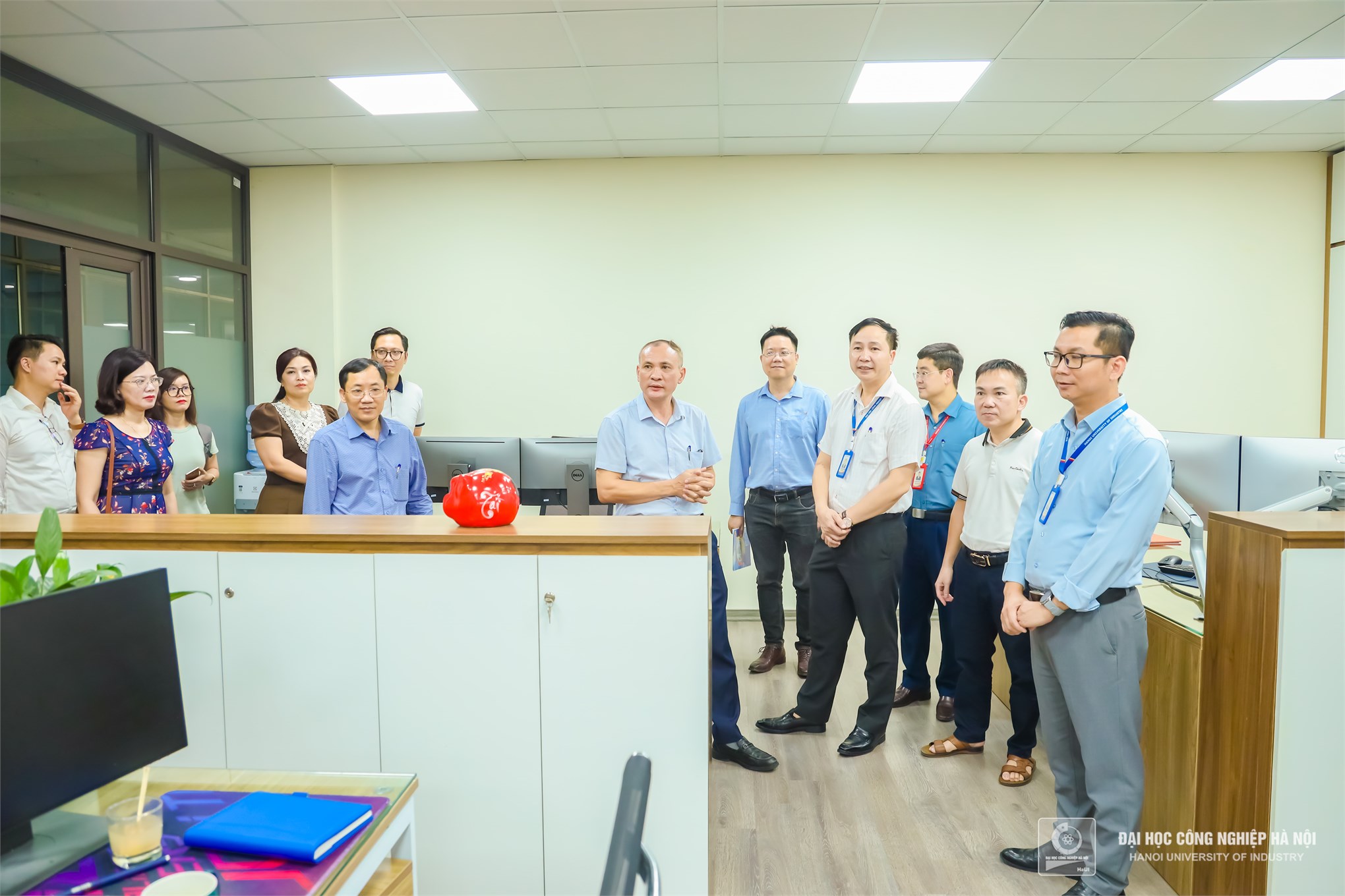 Enhancing Coordination and Exchange of Digital Transformation Experiences between HaUI and Thuy Loi University