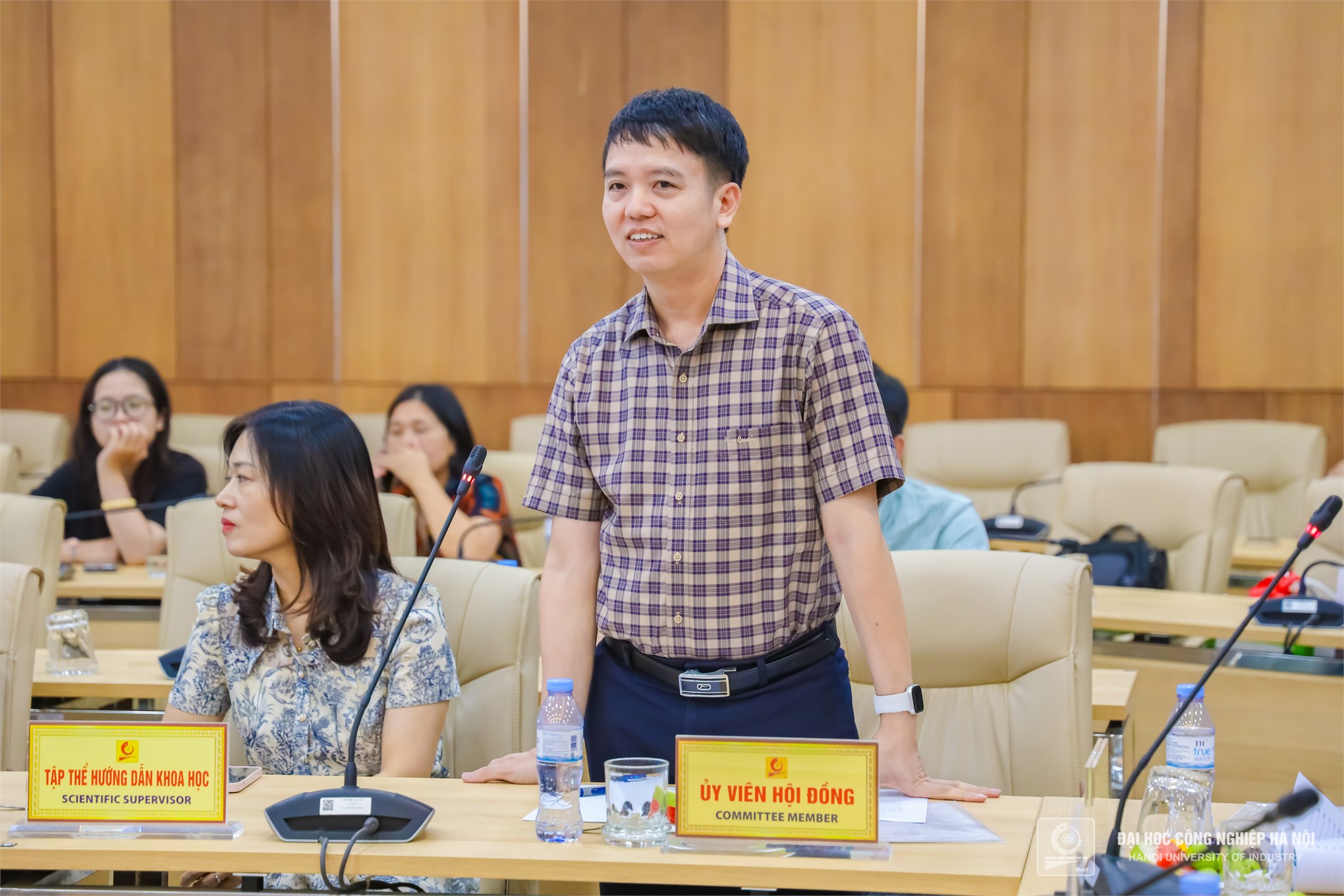 NCS Trần Thị Minh Xuân bảo vệ thành công Luận án Tiến sĩ ngành Kế toán