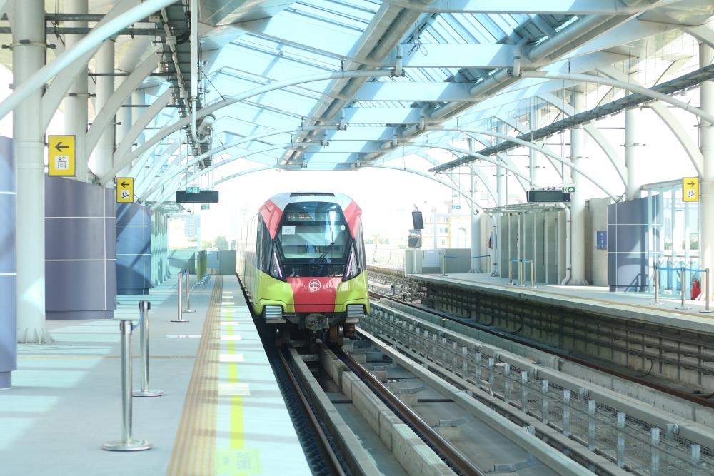 [tuoitrethudo] Người dân háo hức trước ngày tuyến metro Nhổn - Ga Hà Nội vận hành