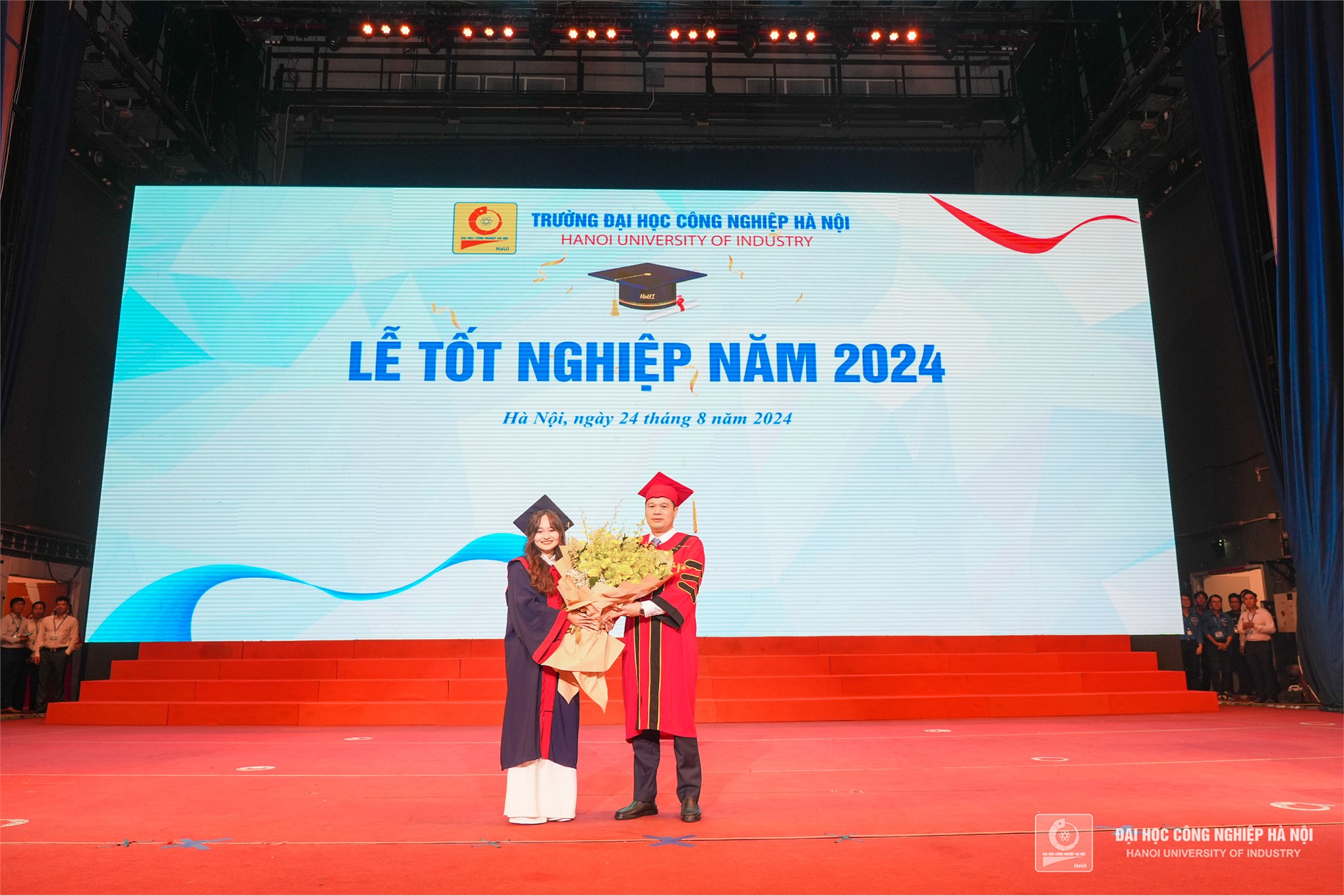 Tân Tiến sĩ, Thạc sĩ, Kĩ sư, Cử nhân tốt nghiệp năm 2024: Sự khởi đầu cho một hành trình phát triển mới trong tương lai