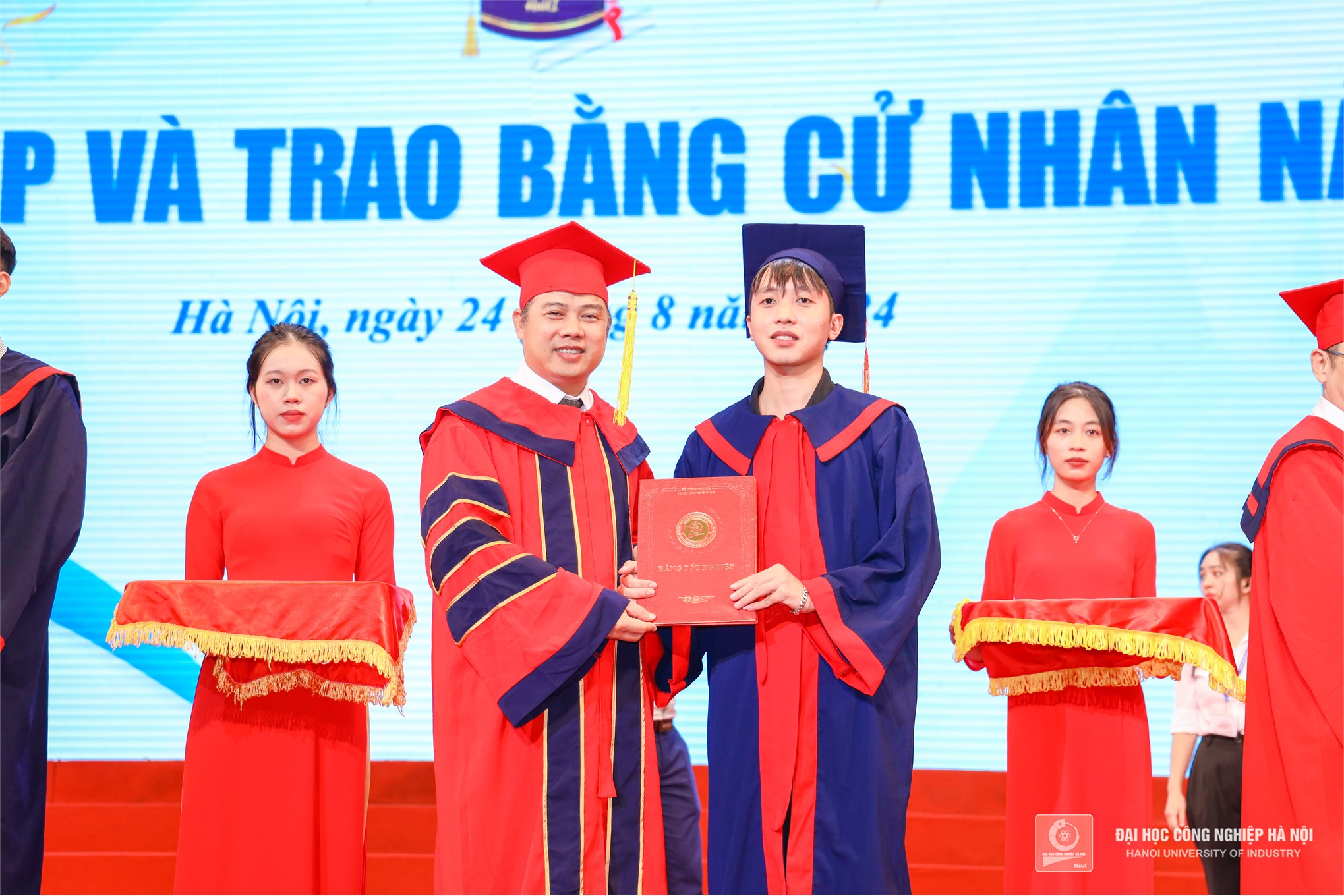 Tân Tiến sĩ, Thạc sĩ, Kĩ sư, Cử nhân tốt nghiệp năm 2024: Sự khởi đầu cho một hành trình phát triển mới trong tương lai