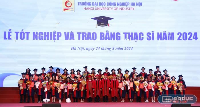 [giaoduc] HaUI trao bằng tốt nghiệp cho gần 6.000 tiến sĩ, thạc sĩ, kỹ sư, cử nhân