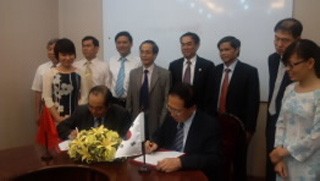 Lễ ký Biên bản ghi nhớ giữa Trung tâm Ứng dụng và Dịch vụ KH&CN (STS) và Hiệp hội Tư vấn Hàn quốc (KOCSA)