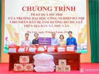 Hanoi University of Industry allocates over 1 billion VND to support students whose families have been affected by Typhoon No.3