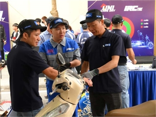 [tapchilaodongxahoi] Uni Care Day - Ngày hội chăm sóc, bảo dưỡng xe máy miễn phí dành cho sinh viên lần đầu tiên được tổ chức tại Việt Nam