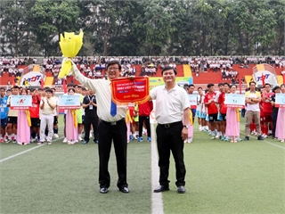 [thanhnien] Giải bóng đá Thanh Niên sinh viên Việt Nam lần III - 2025 Cúp THACO: Hấp dẫn!