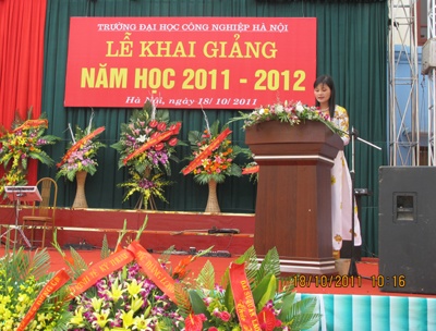 Lễ khai giảng năm học 2011 - 2012