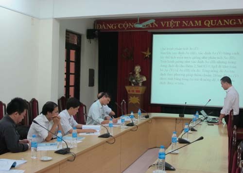 Nghiệm thu đề tài NCKH cấp trường năm 2011 của khoa CN Hóa