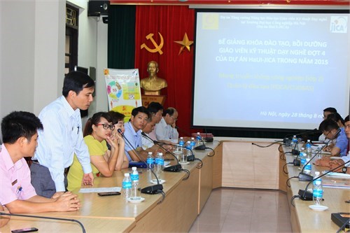 Closing Ceremony of two short-term training courses in 4 th session