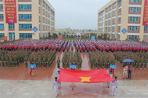 MỘT SỐ HÌNH ẢNH BUỔI KHAI GIẢNG NĂM HỌC MỚI VÀ KHÁNH THÀNH TRUNG TÂM GIÁO DỤC QUỐC PHÒNG VÀ AN NINH