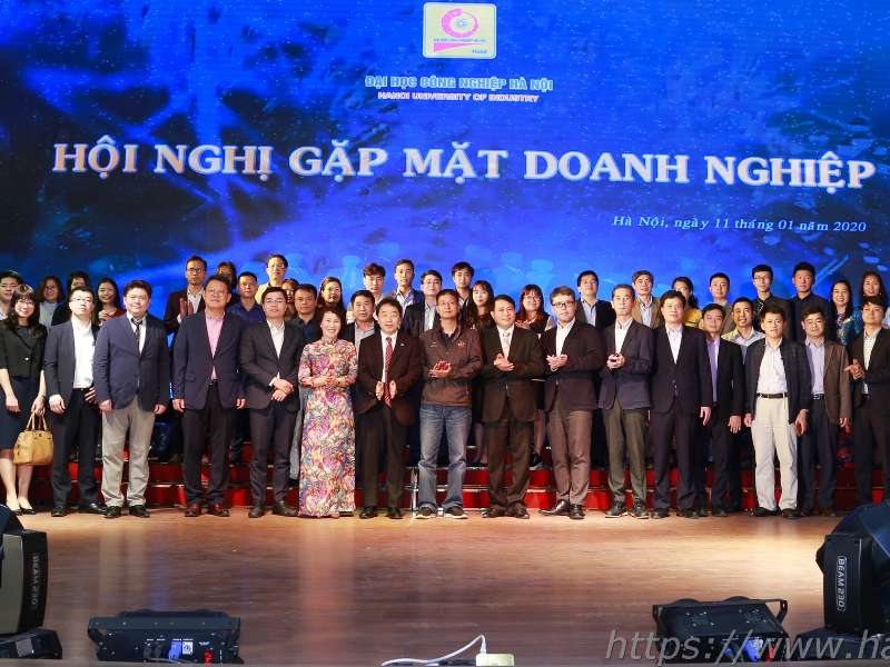 Đại học Công nghiệp Hà Nội tổ chức Hội nghị tổng kết và gặp mặt hơn 100 doanh nghiệp