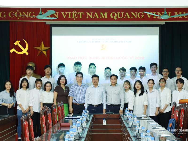 20 sinh viên Đại học Công nghiệp Hà Nội nhận học bổng quốc tế Nitori 2022