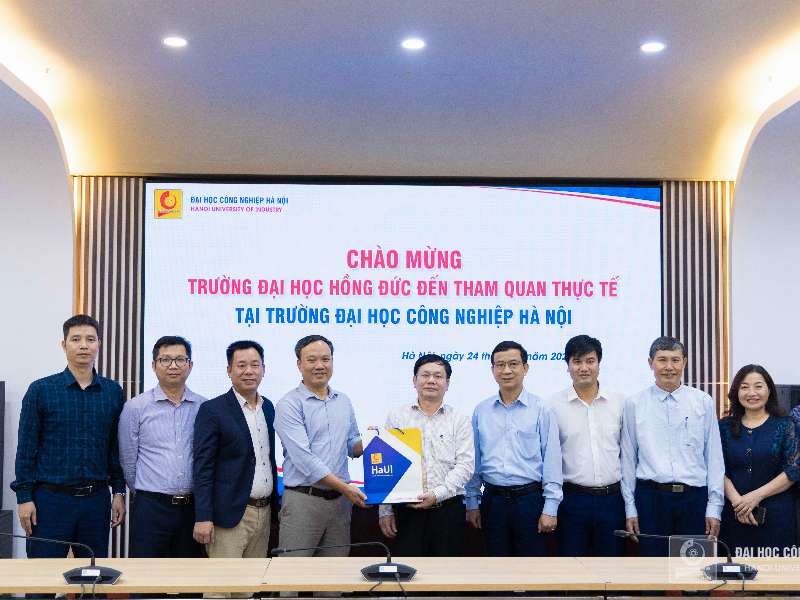 Đại học Hồng Đức thăm và làm việc tại Đại học Công nghiệp Hà Nội