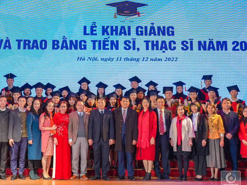 Lễ khai giảng và trao bằng Tiến sĩ, Thạc sĩ năm 2022