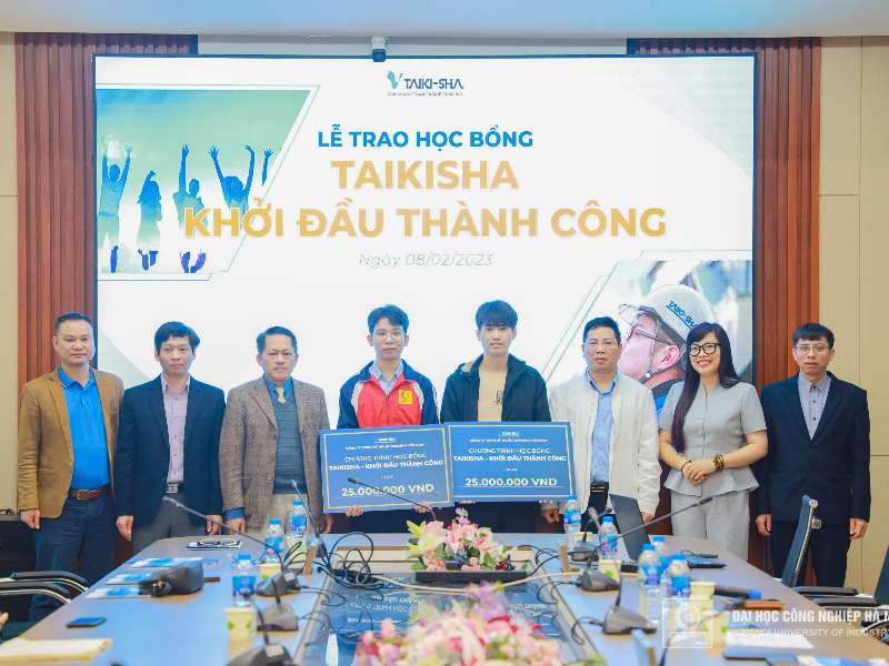 Sinh viên khoa Điện nhận học bổng Taikisha