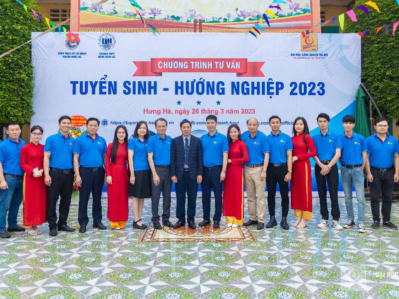 Tưng bừng các hoạt động tư vấn tuyển sinh, hướng nghiệp 2023 tại Hưng Hà, Thái Bình