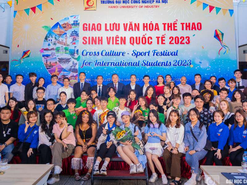 Hội tụ tinh hoa văn hóa thế giới tại ngày hội giao lưu văn hóa thể thao sinh viên quốc tế năm 2023