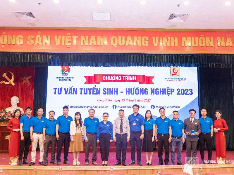 Đại học Công nghiệp Hà Nội tư vấn tuyển sinh, hướng nghiệp tại quận Long Biên, Hà Nội