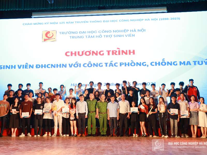 Sinh viên Trường Ngoại ngữ Du lịch đạt Giải Nhất Chương trình “Sinh viên với công tác phòng, chống ma túy